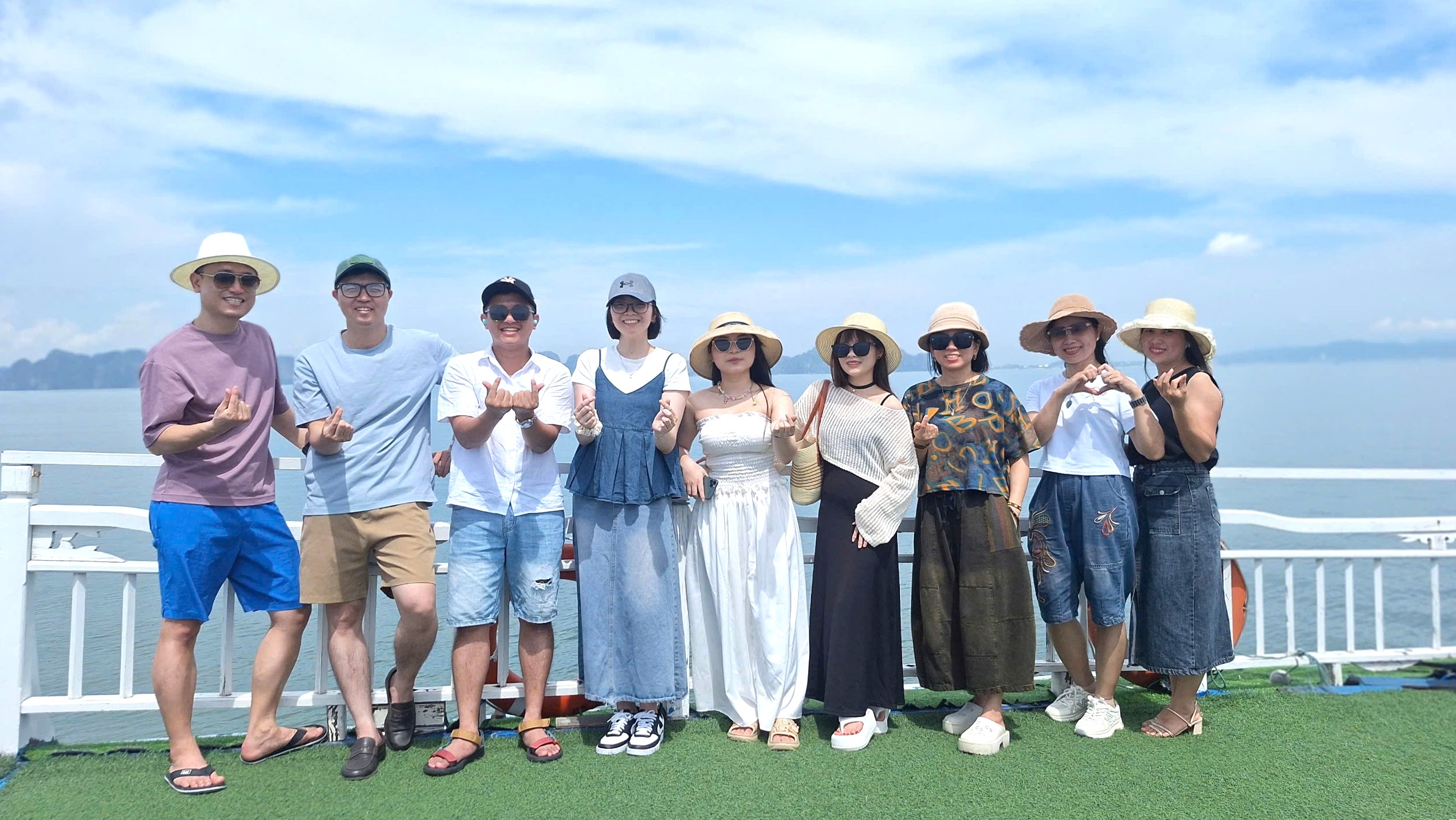 z6779446759365_228e103af5399565576972273a7f1b3e